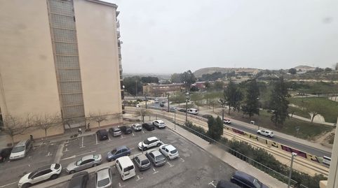 Foto 3 de Piso en venta en Plaza de la Cruz, Virgen del Remedio - Parque Lo Morant, Alicante / Alacant