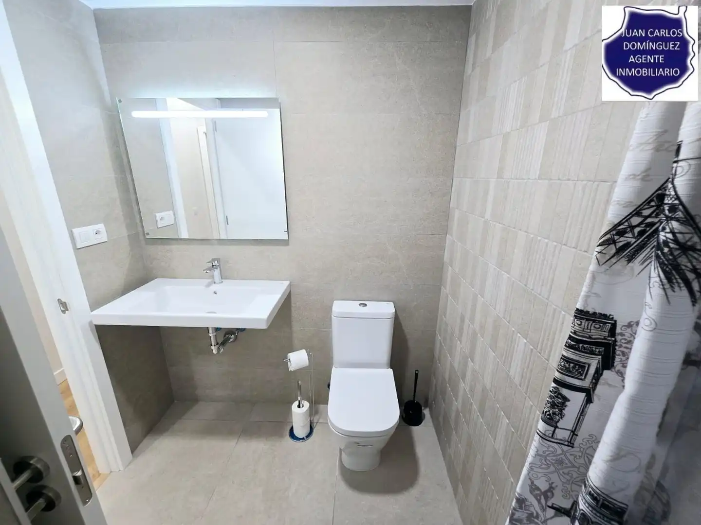 Badezimmer von Wohnungen zum Verkauf in Las Palmas de Gran Canaria mit Abstellraum und Möbliert