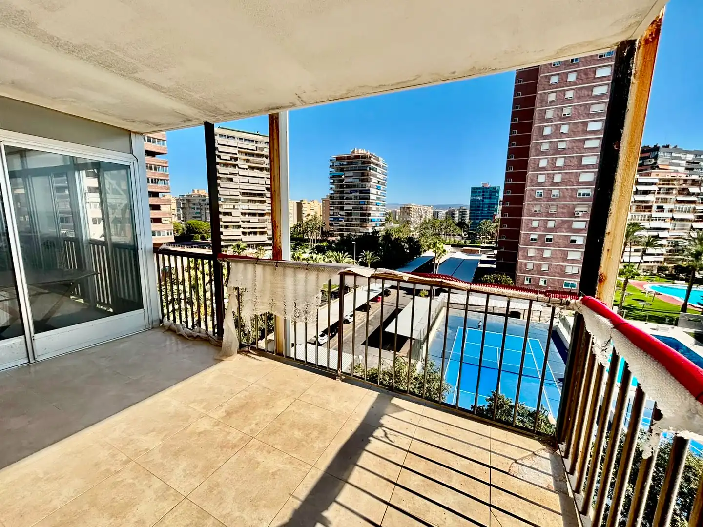 Piso con ascensor en venta en Avenida Países Escandinavos 5, imagen 5