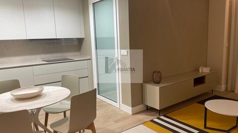 Foto 3 de Apartament de lloguer a Paulino Caballero, 1º Ensanche,  Pamplona / Iruña