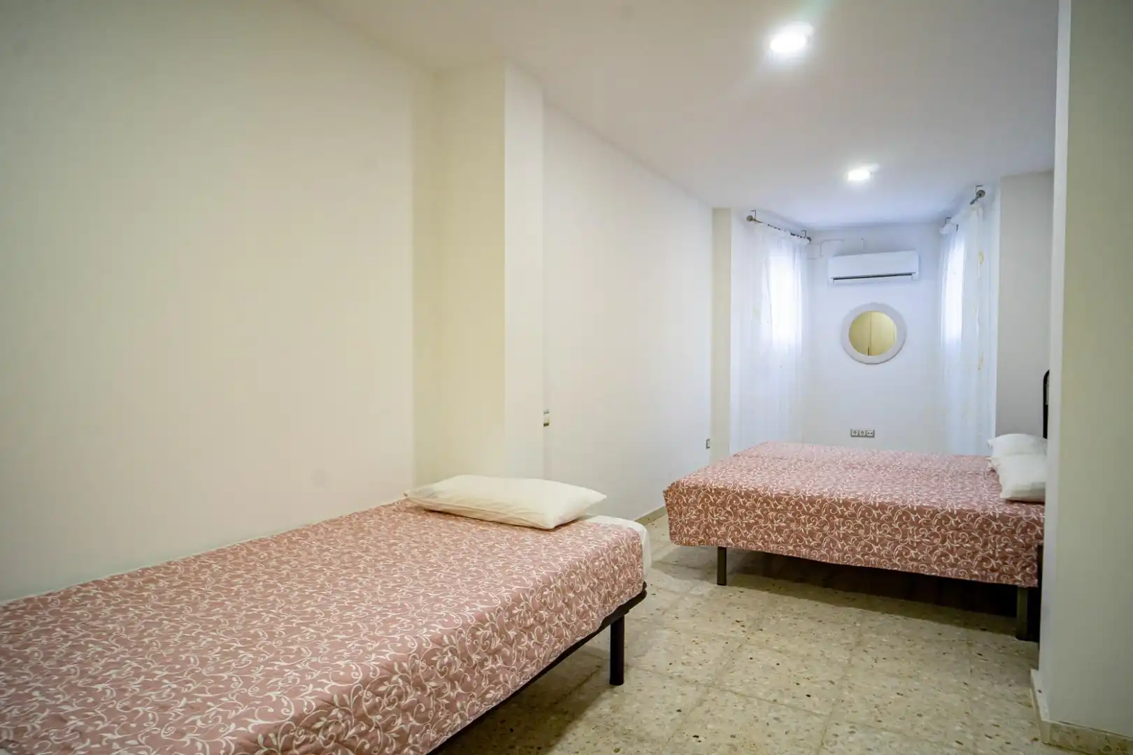 Bedroom of Houses for sale in L'Alfàs del Pi  with Air Conditioner, Heating and Private garden