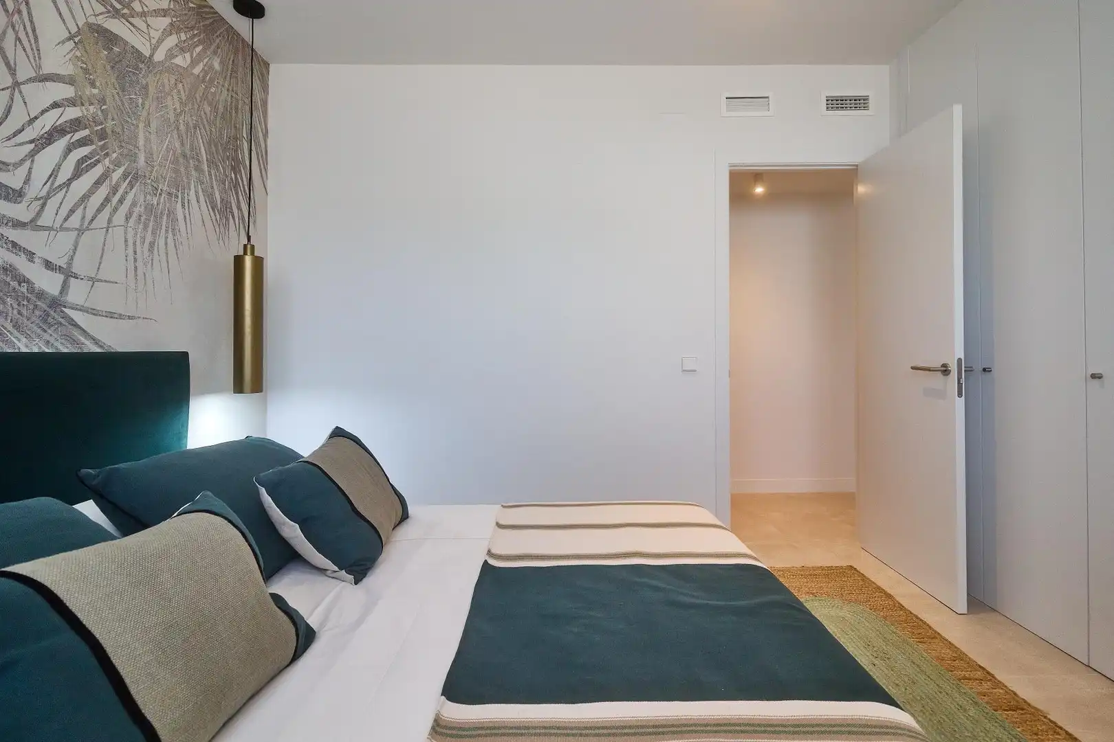 Casa adosada en venta en El Faro de Calaburra - Chaparral