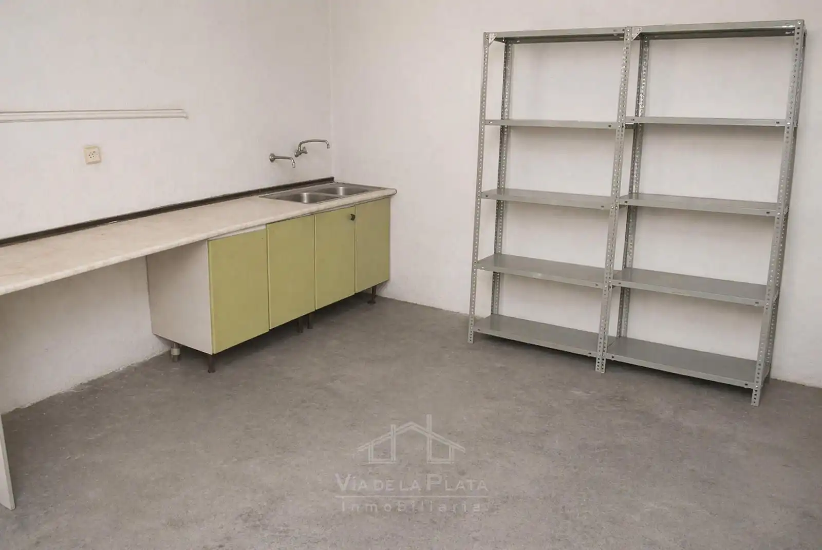Industrial building for sale in Villares de la Reina, imagen 16