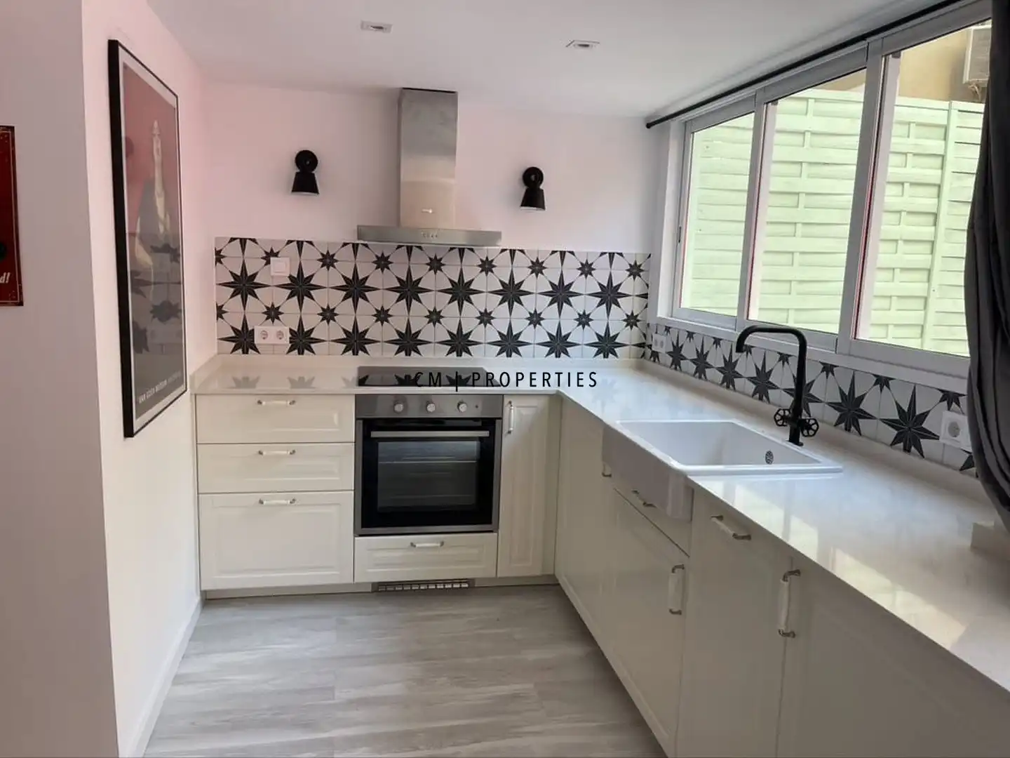 Kitchen of Flat for sale in Valencia  with Heating, Terrace and Balcony