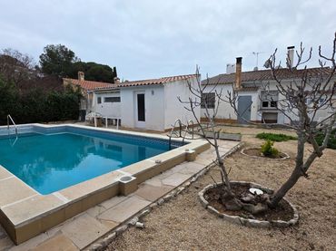 Haus mit Pool zum Verkauf in Les Tres Cales