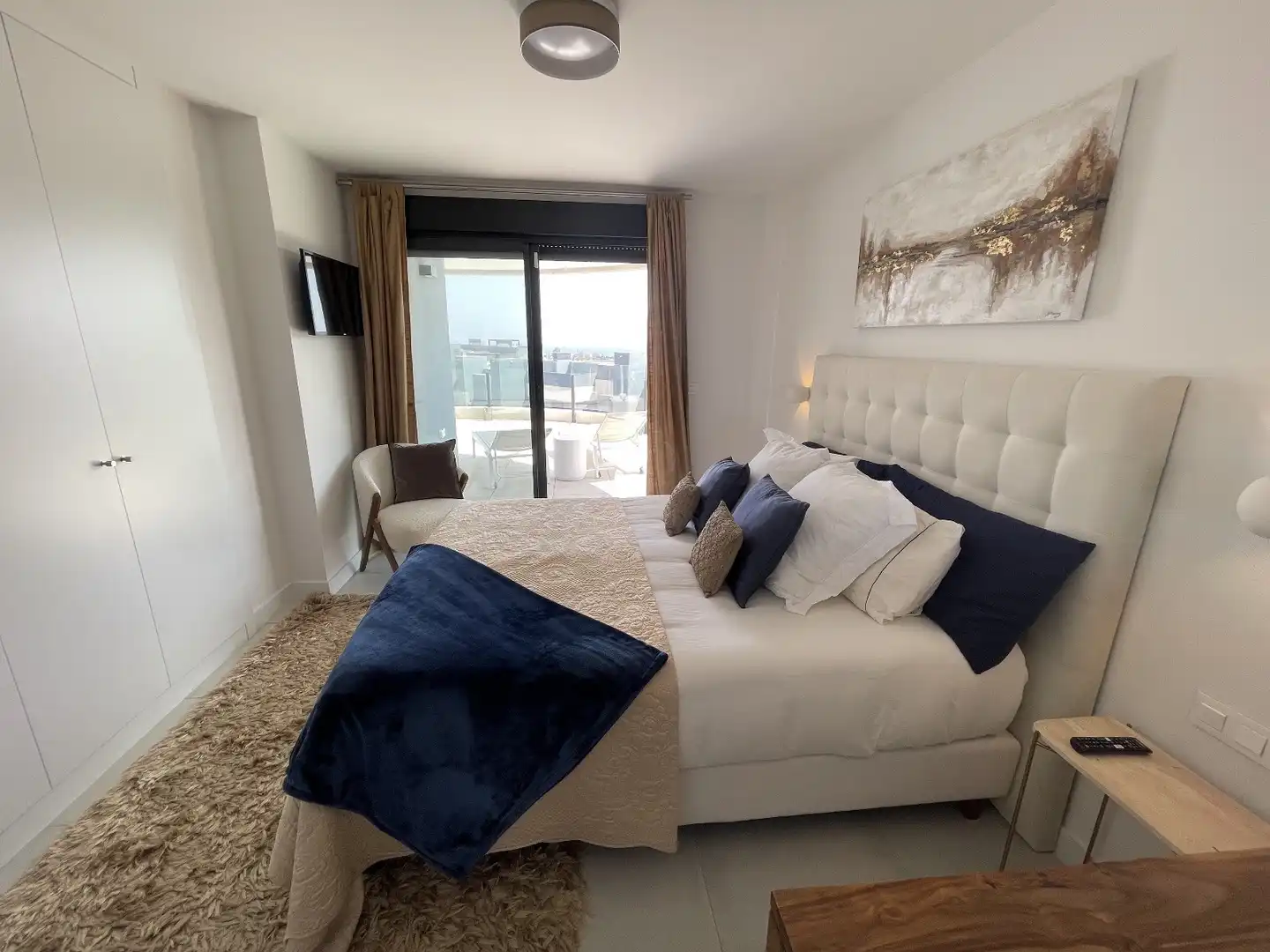 Apartamento con terraza en alquiler en Selwo, imagen 28