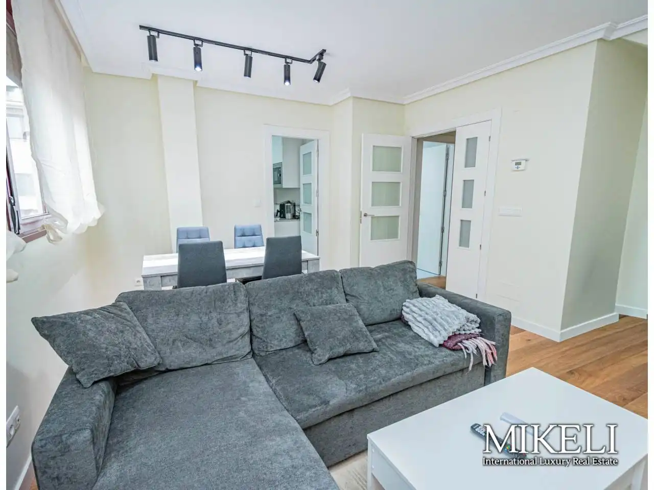 Sala de estar de Dúplex en venta en Santander con Calefacción, Terraza y Trastero