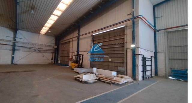 Nave industrial en Alquiler en Amorebieta-Etxano