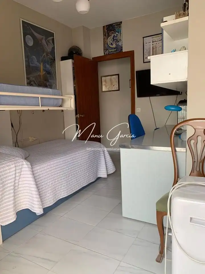 Bedroom of Flat for sale in Lucena  with Air Conditioner, Heating and Balcony