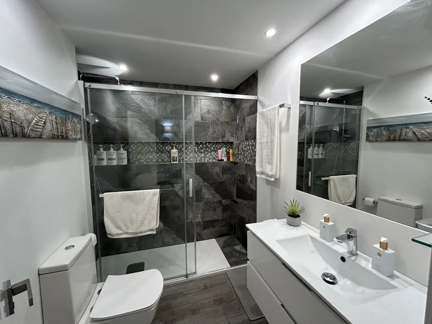 Bathroom of Flat for sale in  Palma de Mallorca  with Air Conditioner and Balcony