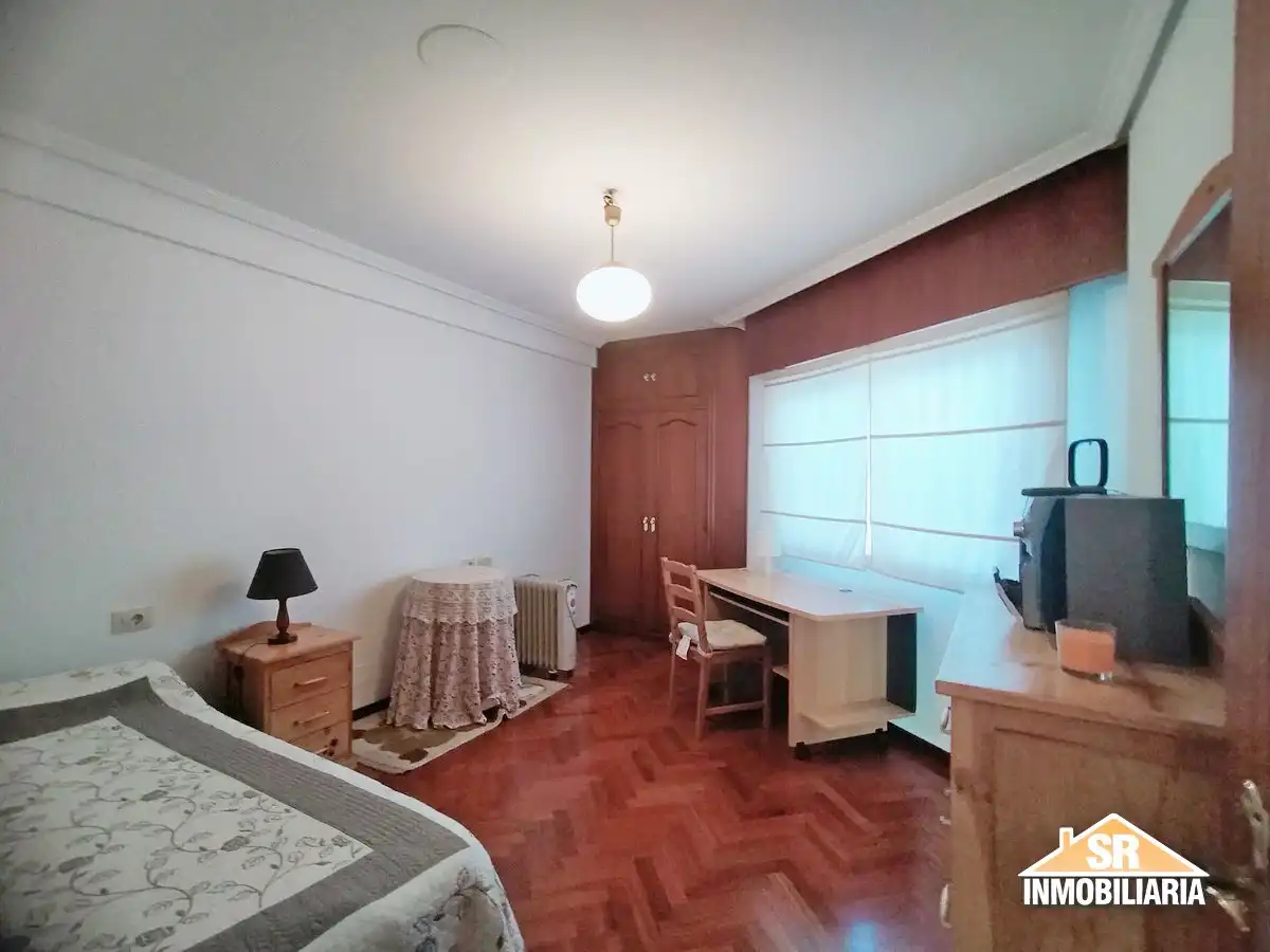 Habitación de Piso de alquiler en A Coruña Capital  con Amueblado, Horno y Lavadora