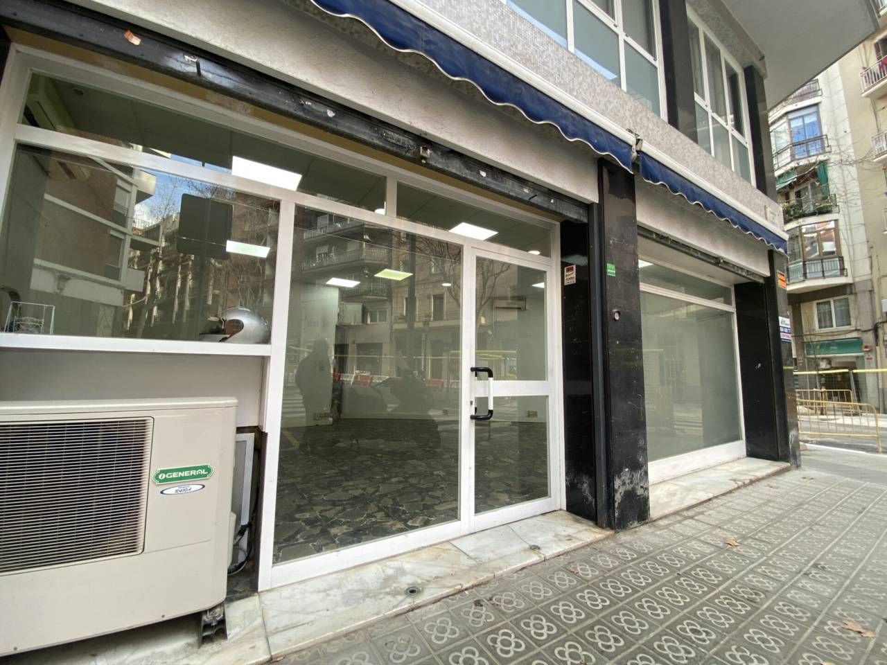 Office to rent in  Barcelona Capital  with Air Conditioner