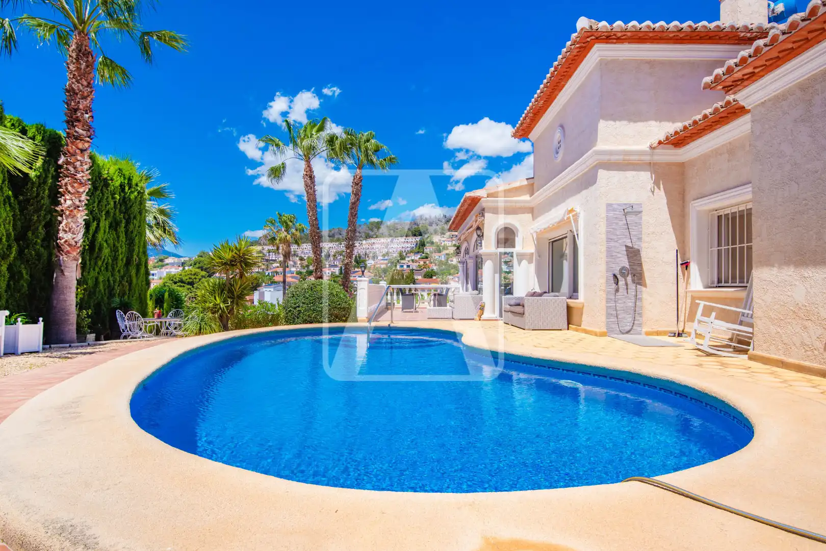 Vista exterior de Casa o chalet en venta en Calpe / Calp con Aire acondicionado, Calefacción y Jardín privado