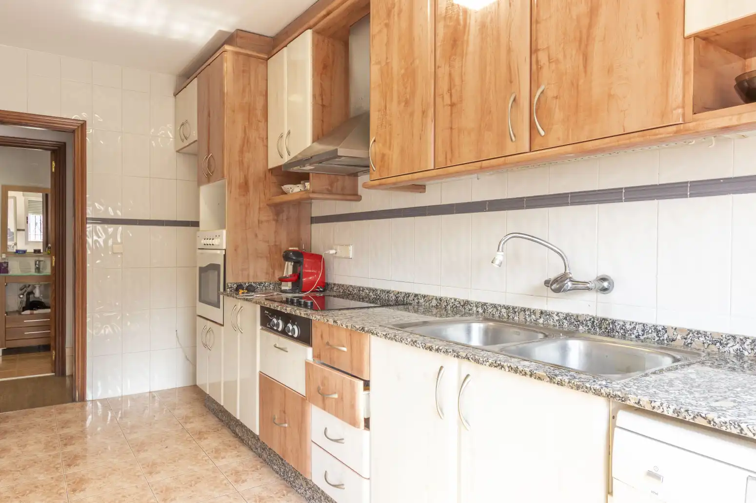 Kitchen of Houses for sale in Valencia  with Heating, Terrace and Storage room
