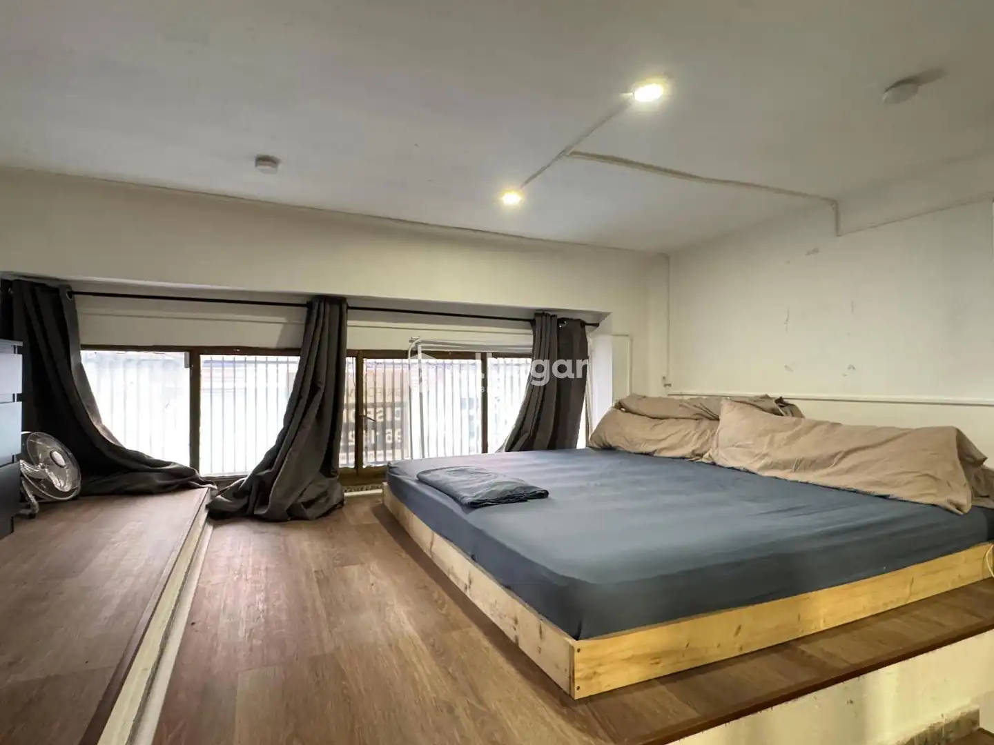 Habitación de Oficina en venta en Valencia con Aire acondicionado y Amueblado