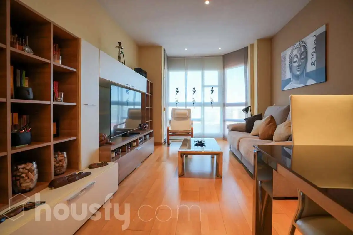 Living room of Flat for sale in  Madrid Capital  with Air Conditioner, Storage room and Community pool
