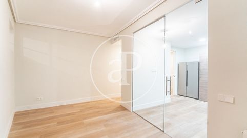Foto 4 von Wohnung zum Verkauf in Calle de Sta Engracia, Almagro, Madrid Capital