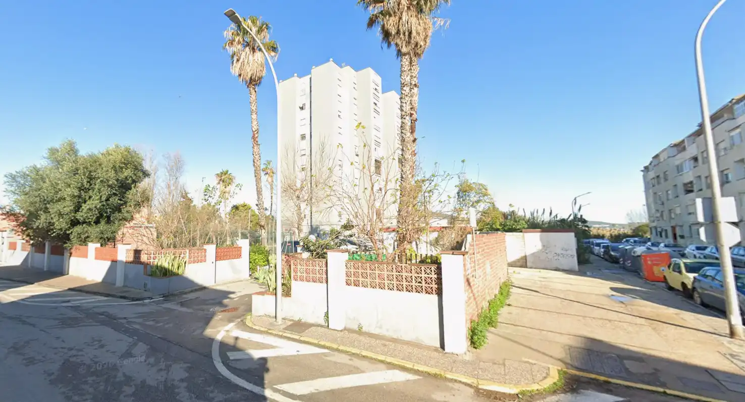 Vista exterior de Piso en venta en La Línea de la Concepción
