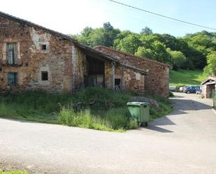 Exterior view of House or chalet for sale in Valdáliga