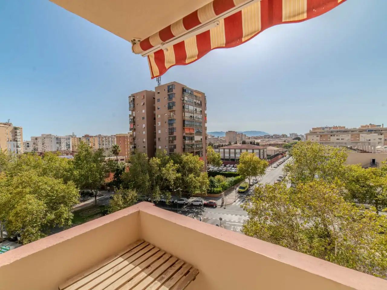 Exterior view of Flat for sale in Málaga Capital  with Air Conditioner, Terrace and Balcony