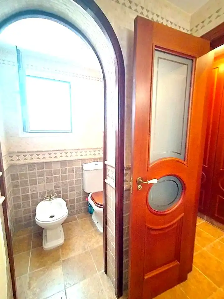 Bany de Casa o xalet en venda en Oliva amb Aire condicionat, Jardí privat i Terrassa