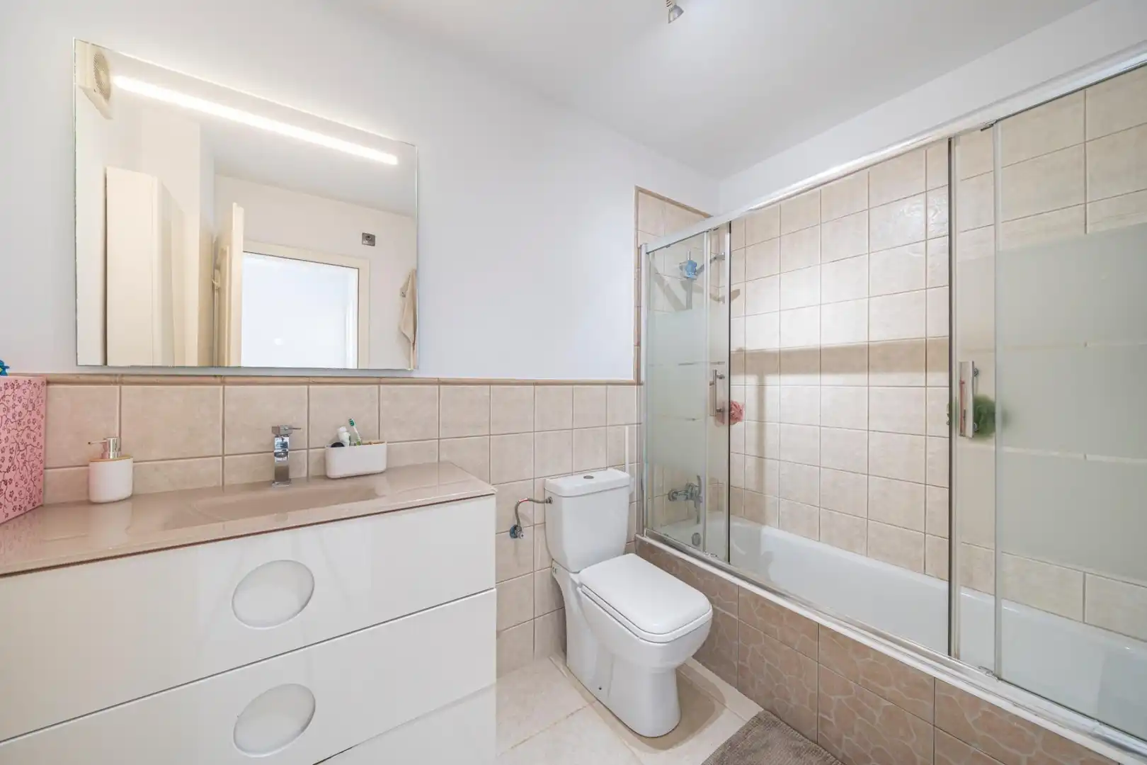 Bathroom of Detached homes for sale in Capdepera