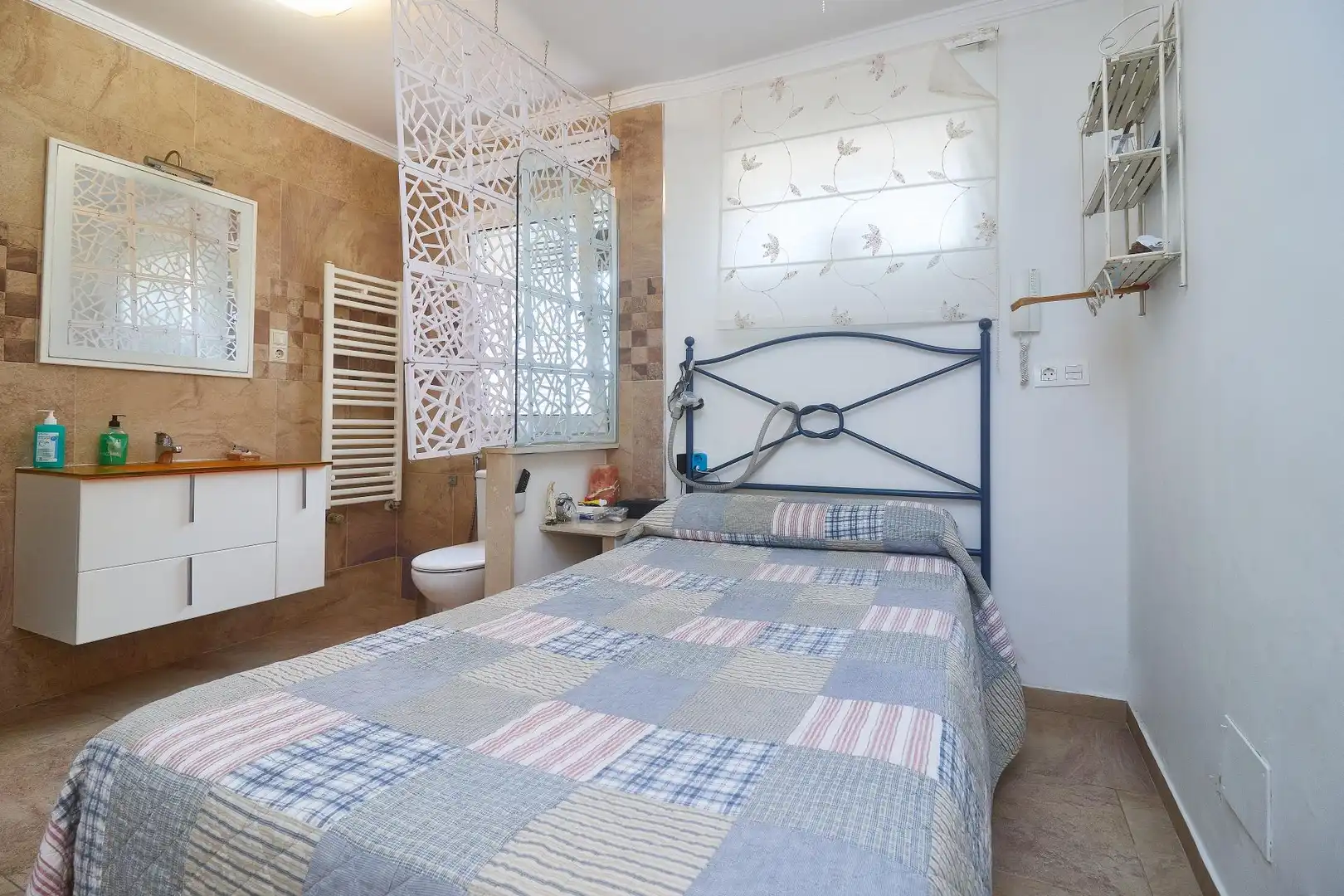 Chalet con piscina en venta en El Faro de Calaburra - Chaparral, imagen 22