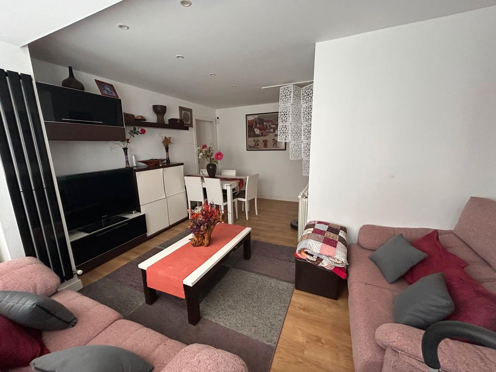 Living room of Flat for sale in Hernani  with Heating, Storage room and Balcony