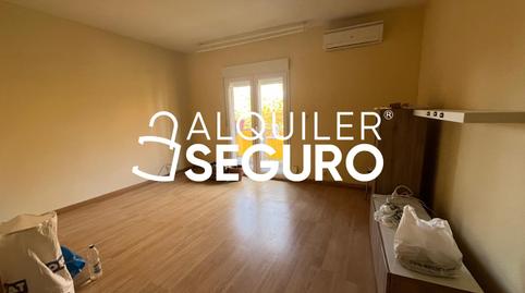 Photo 3 of Flat to rent in Martínez de la Riva, Palomeras Bajas, Madrid