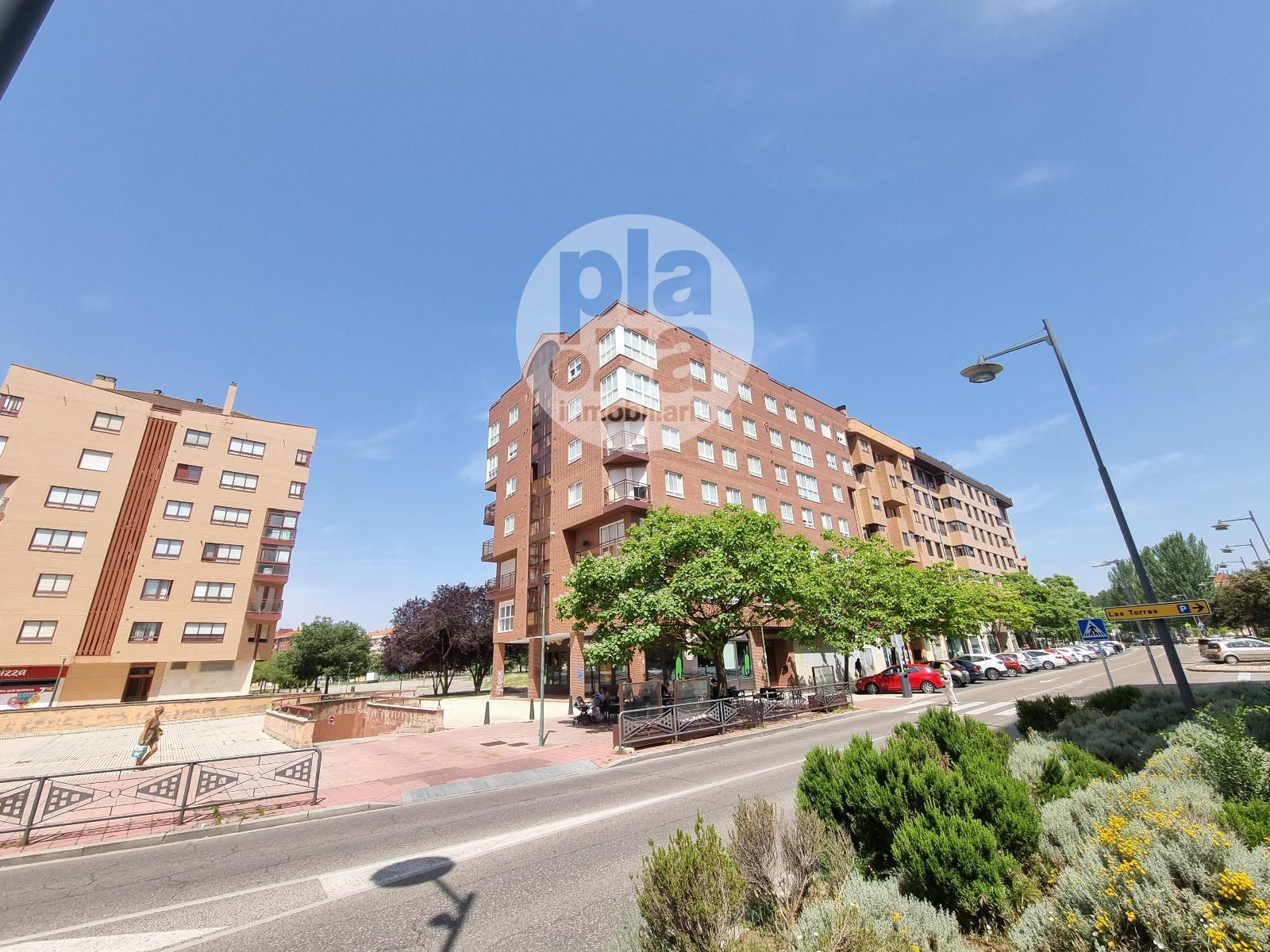 Vista exterior de Pis en venda en Burgos Capital amb Calefacció, Terrassa i Traster