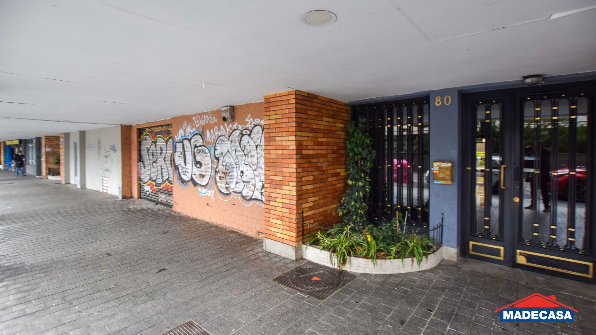 Premises for sale in  Madrid Capital