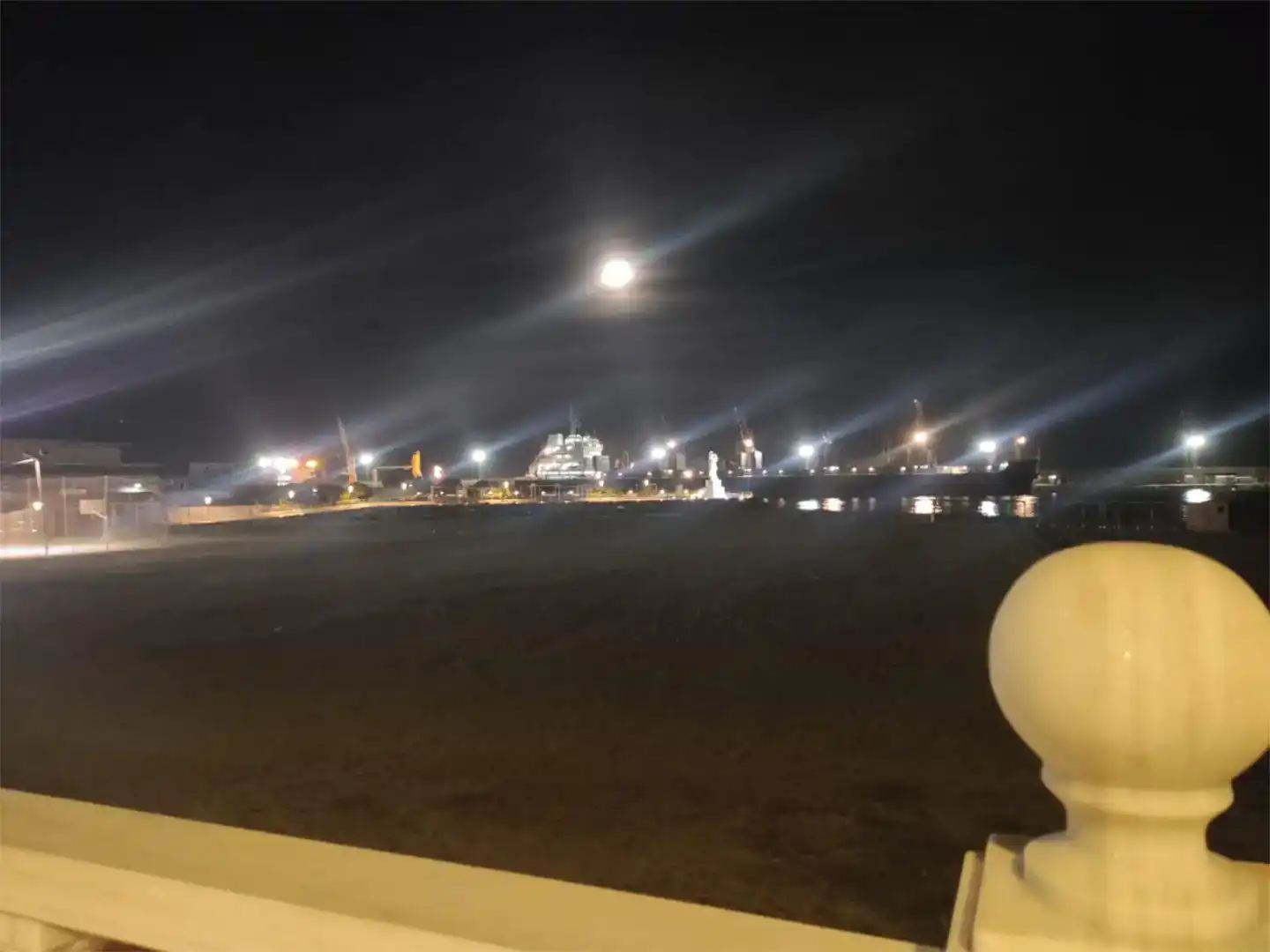 Vista exterior de Piso en venta en Garrucha con Amueblado, Horno y Lavadora