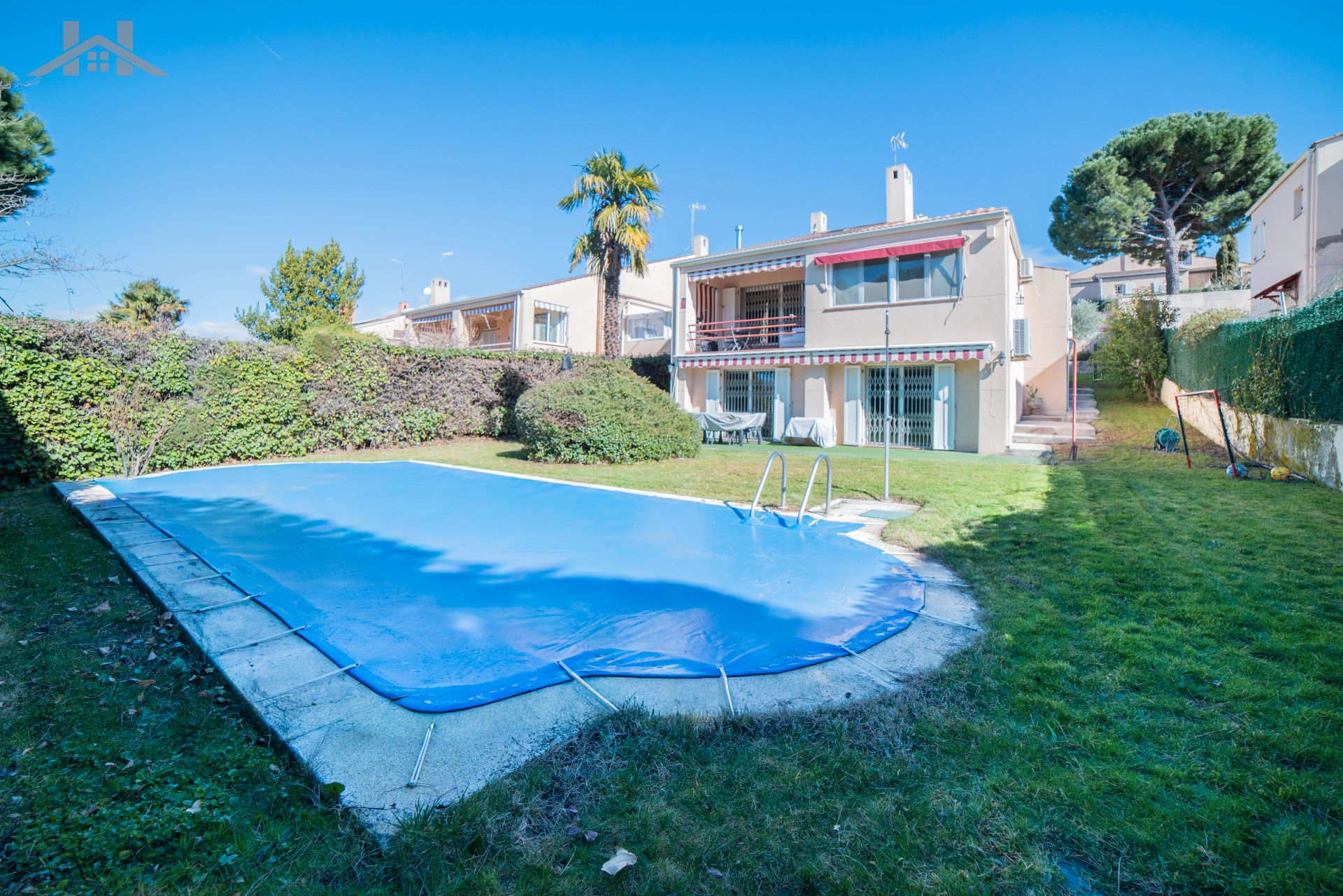 Garden of Single-family semi-detached for sale in Boadilla del Monte  with Air Conditioner, Heating and Private garden