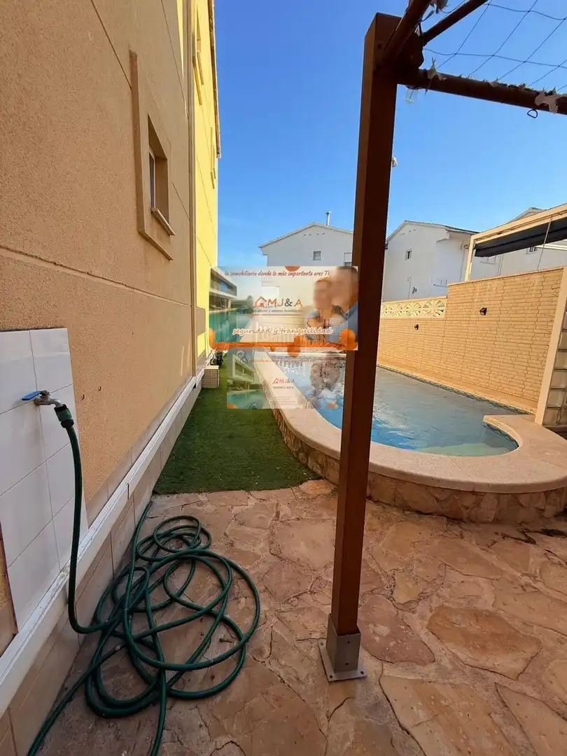 Swimming pool of Detached homes for sale in Benicasim / Benicàssim  with Air Conditioner, Heating and Terrace