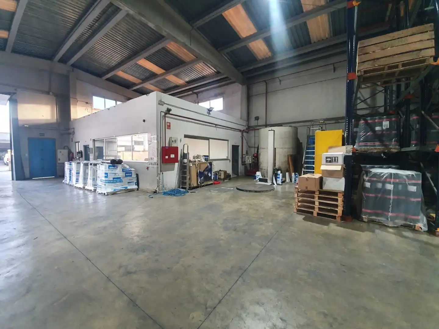 Fabrikhallen zur Miete in La Rinconada