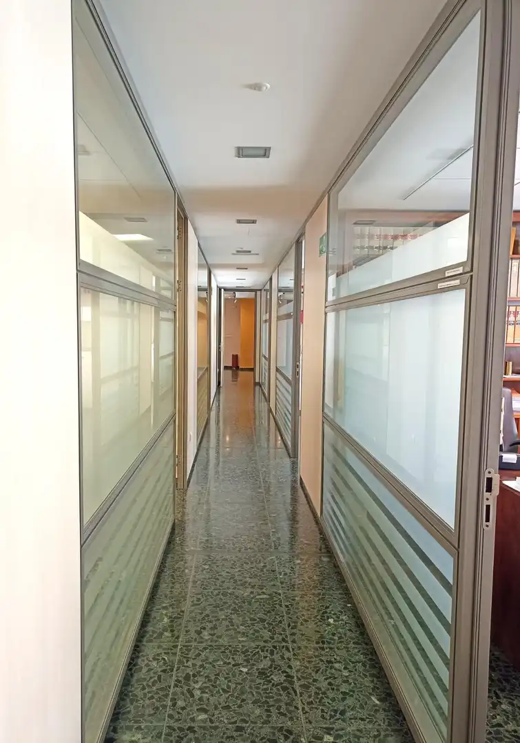 Ufficio con ascensore in vendita a Centro Ciudad, imagen 17