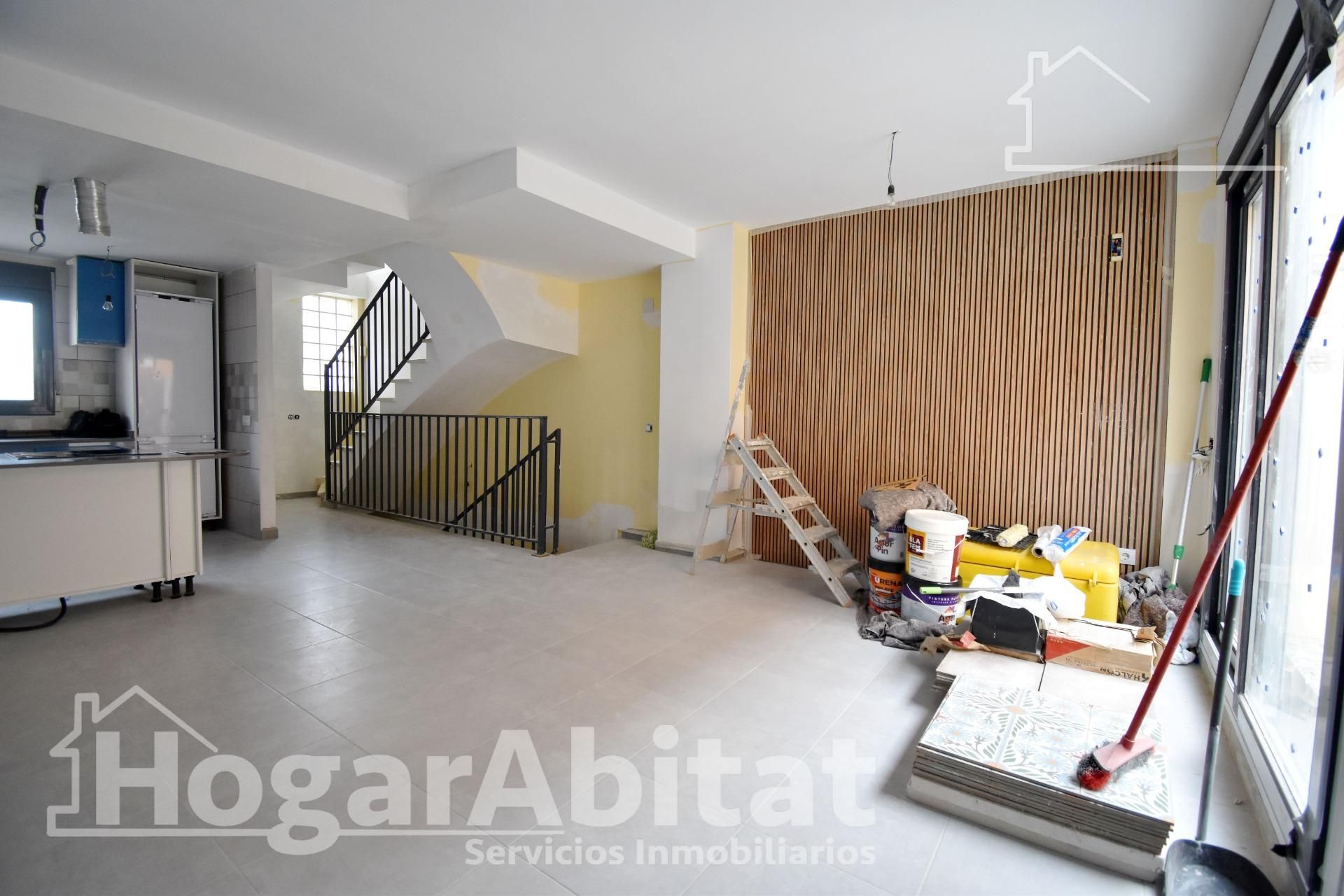 Casa adosada en venda en Els Poblets amb Terrassa, Traster i Alarma