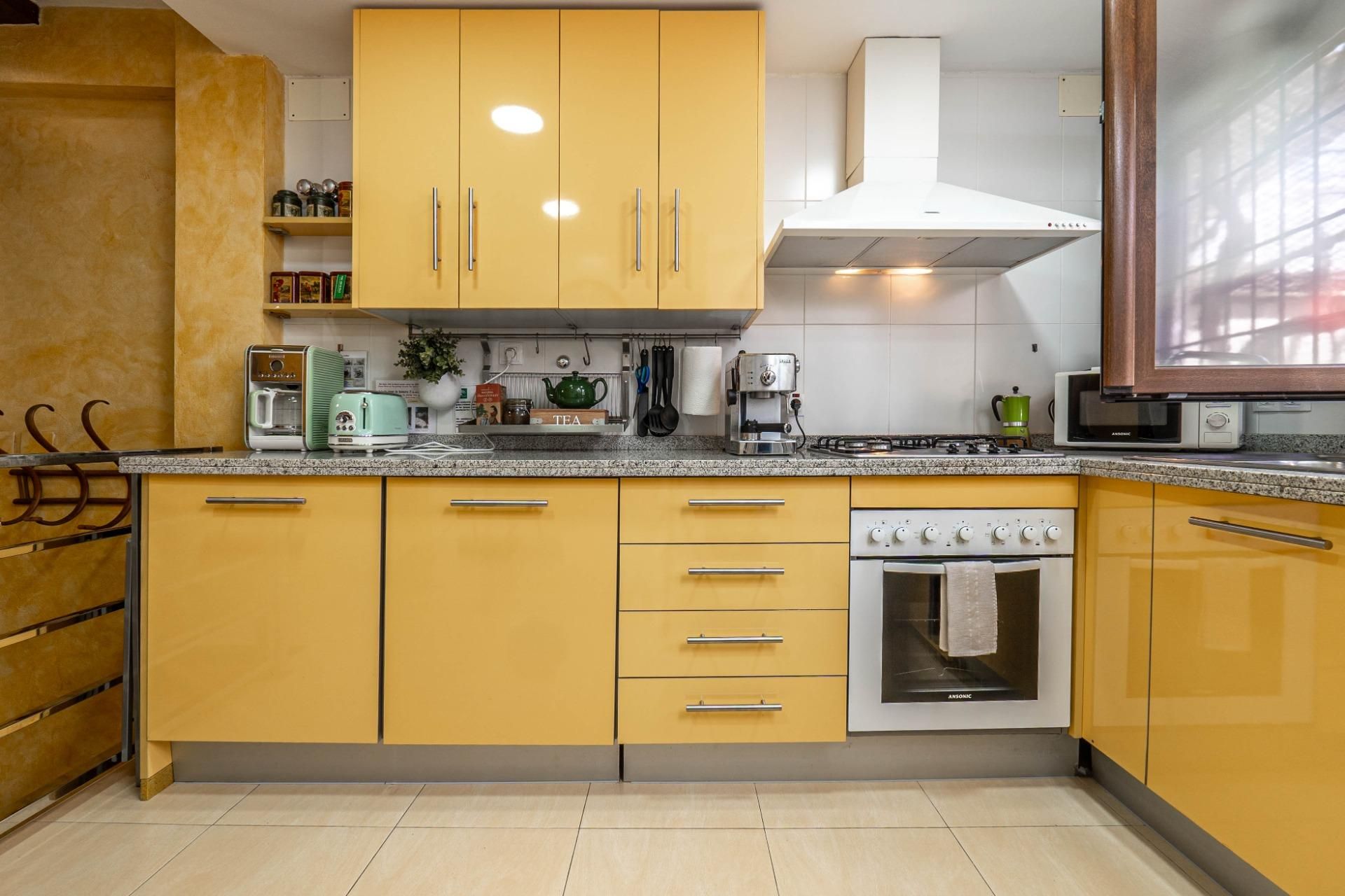 Kitchen of House or chalet for sale in  Granada Capital  with Terrace and Balcony