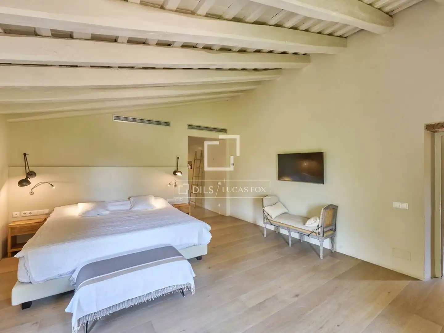 Dormitori de Casa o xalet en venda en Alella amb Aire condicionat, Calefacció i Jardí privat