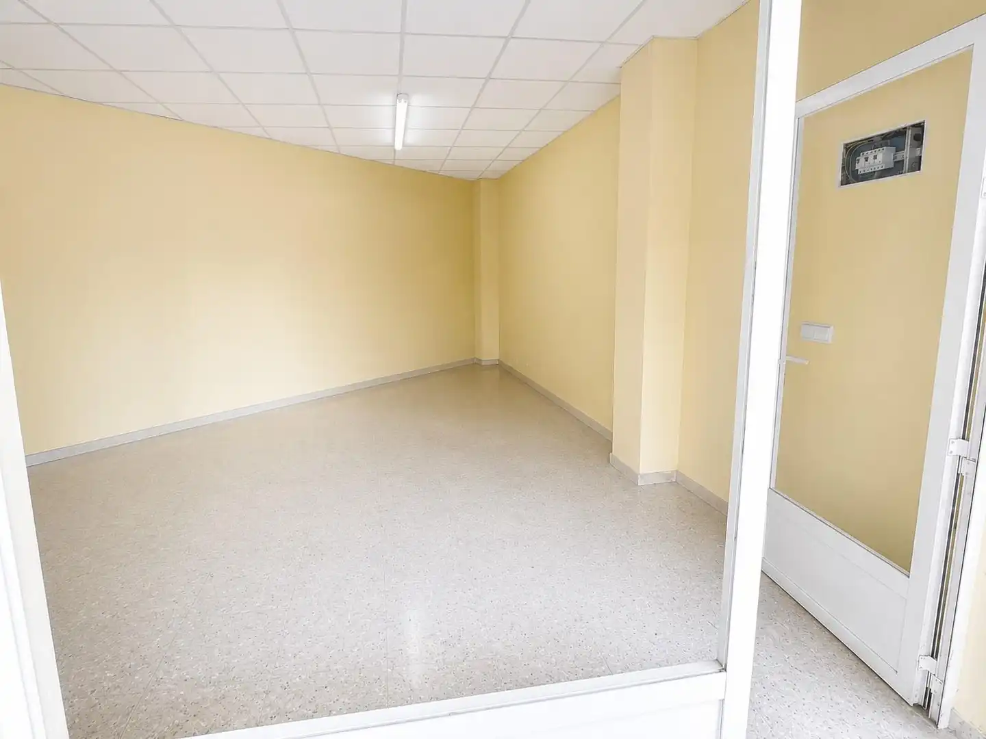 Local comercial en venta en Crevillent, imagen 3