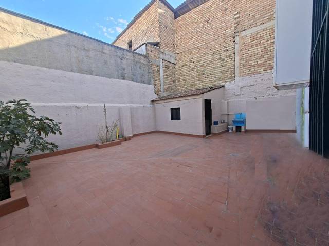 Casa adosada en Venta en Calle JEREZ, 2 en Avda. De los Ogíjares