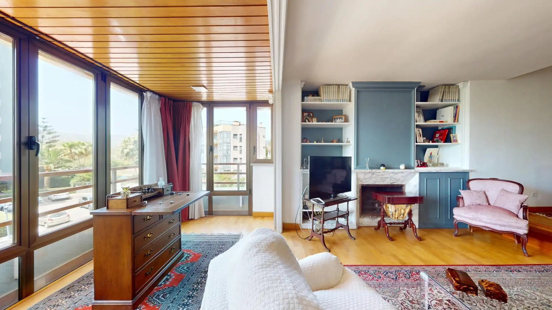 Sala d'estar de Pis en venda en  Palma de Mallorca amb Aire condicionat, Jardí privat i Parquet