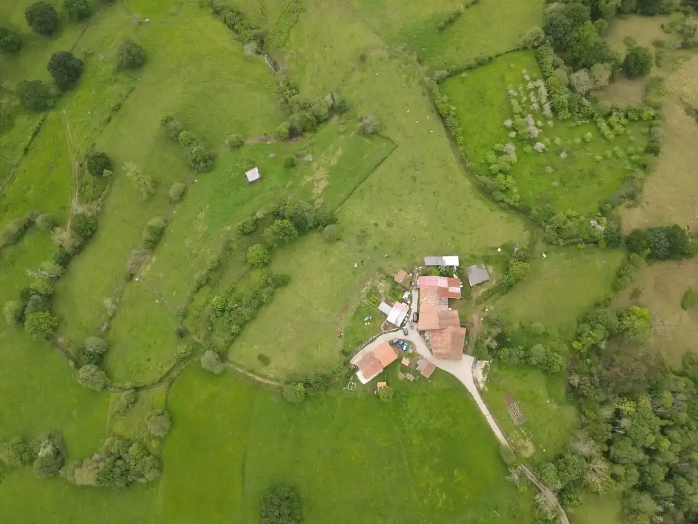 Casa adosada en venda en Cabranes