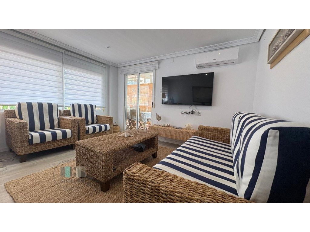 Sala d'estar de Apartament en venda en Benicasim / Benicàssim