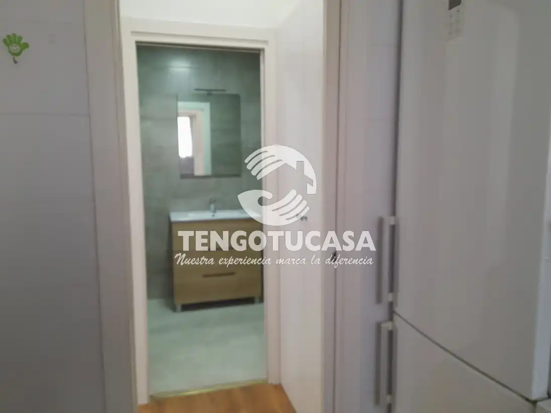 Bany de Pis de lloguer en Madrid amb Calefacció i Moblat