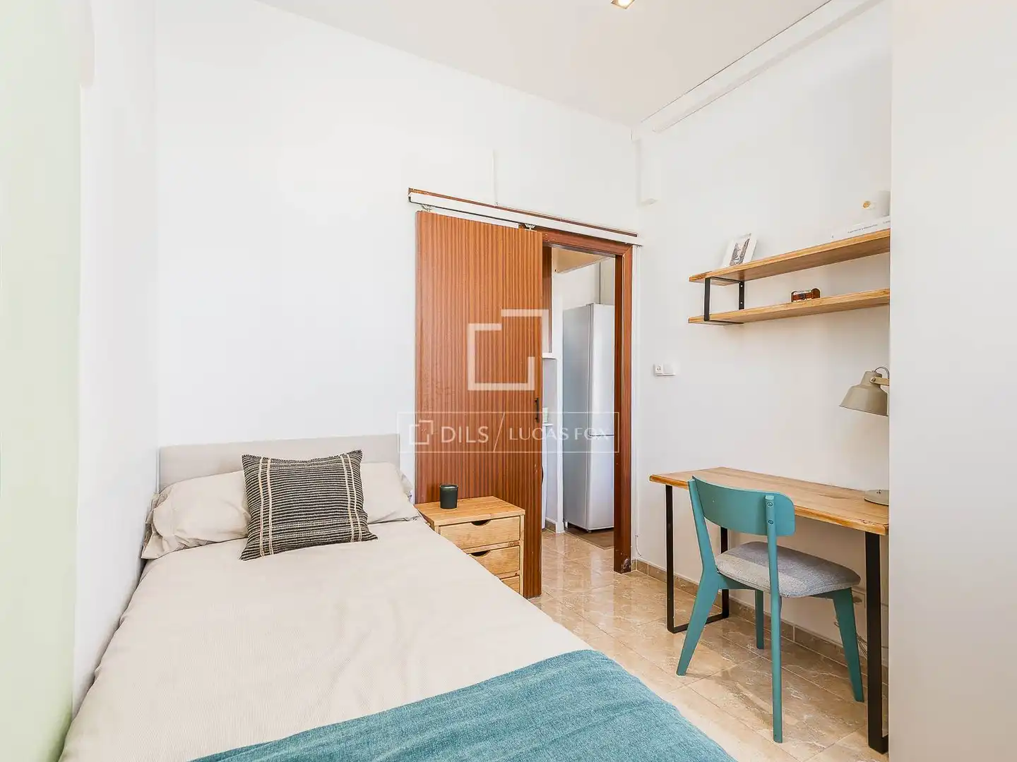 Habitación de Piso en venta en Barcelona con Aire acondicionado, Calefacción y Trastero