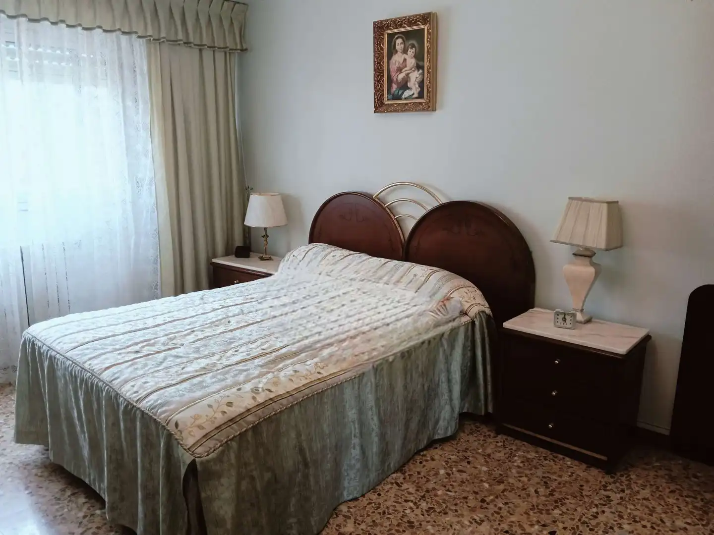 Bedroom of Flat for sale in Zaragoza  with Heating, Terrace and Furnished