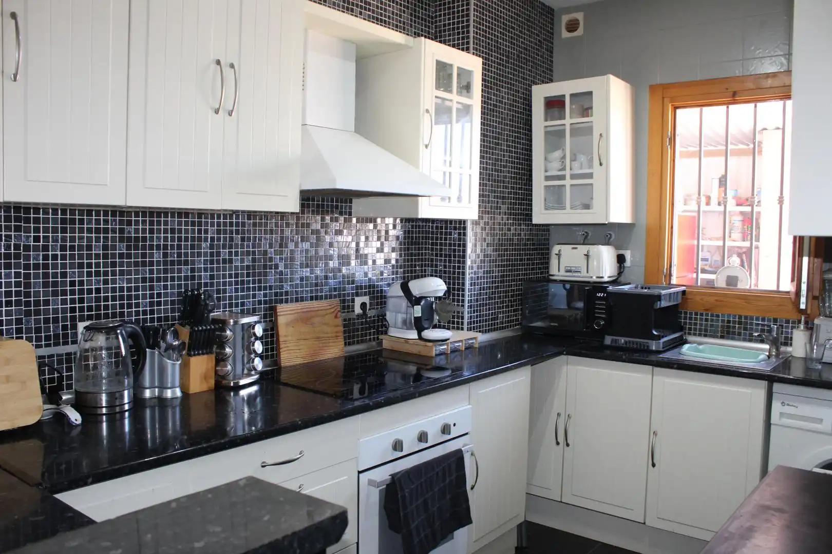 Cocina de Casa adosada en venta en Enix con Aire acondicionado, Calefacción y Jardín privado