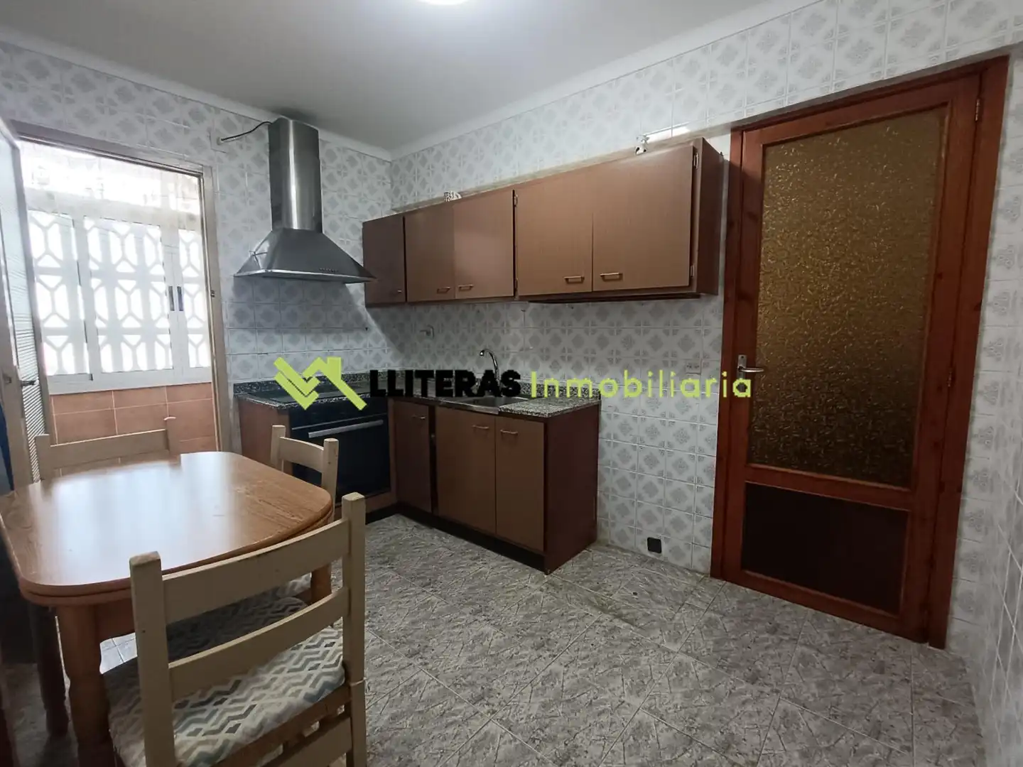 Cocina de Piso en venta en Cristo Rey - Parque Europa