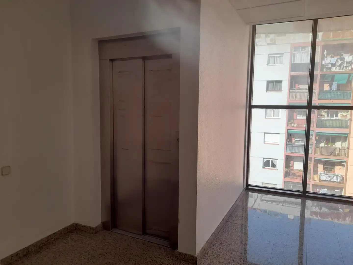 Büro zur Miete in Ripollet mit Klimaanlage, Heizung und Möbliert
